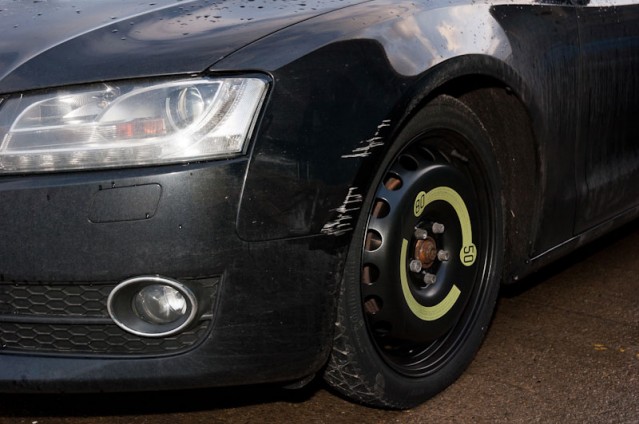 Smart Repair - Step 1The car arrives to us, we assess the damage and plan out which repair method will give the best results.